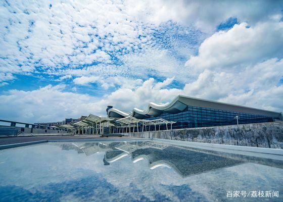 名門樓宇助力T1盛裝歸來(lái) 南京祿口國(guó)際機(jī)場(chǎng)實(shí)現(xiàn)“雙樓合璧”